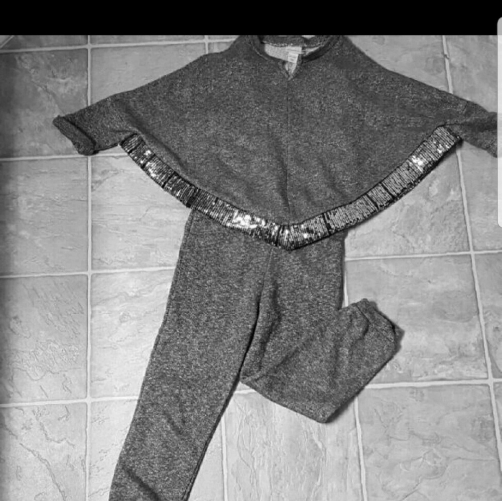 2pc Jumper w/Poncho